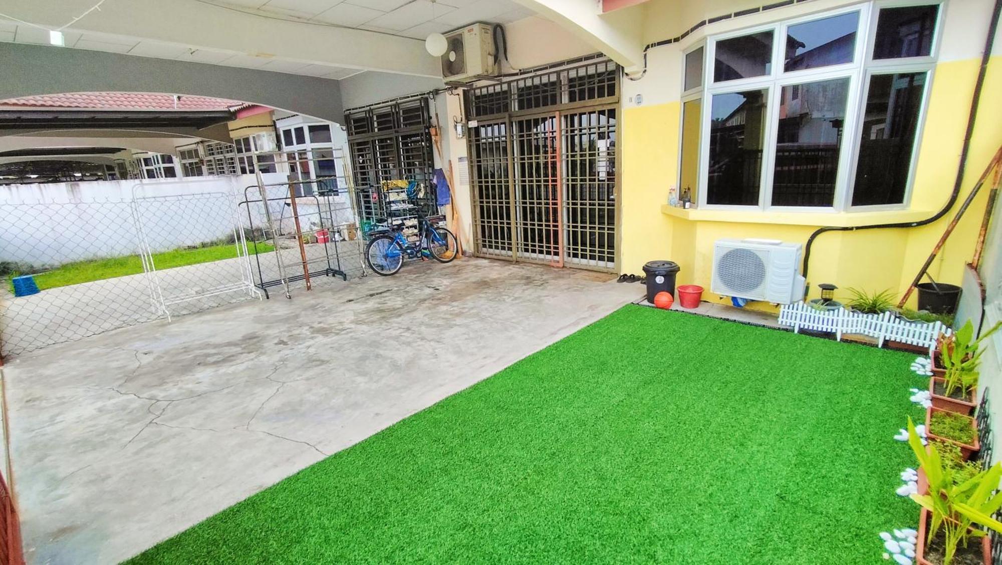 Homestay Melewar Parit Raja Kültér fotó